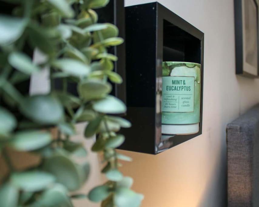 Luxe Living Guest House-Sleeps 6-Private Parking-Free Wifi-Beach-City Swansea Exteriör bild