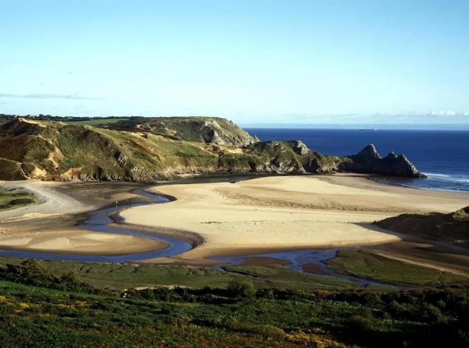 Luxe Living Guest House-Sleeps 6-Private Parking-Free Wifi-Beach-City Swansea Exteriör bild